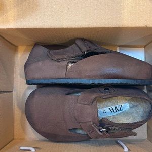 Infant Kid Zara Shoe Size 5 1/2